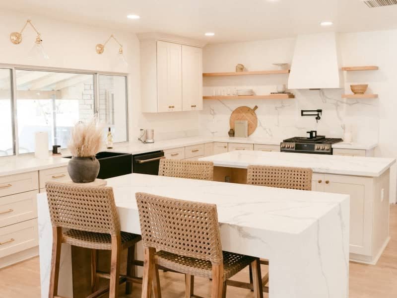 Flooring experts at Charlie's Custom Colors & Flooring
